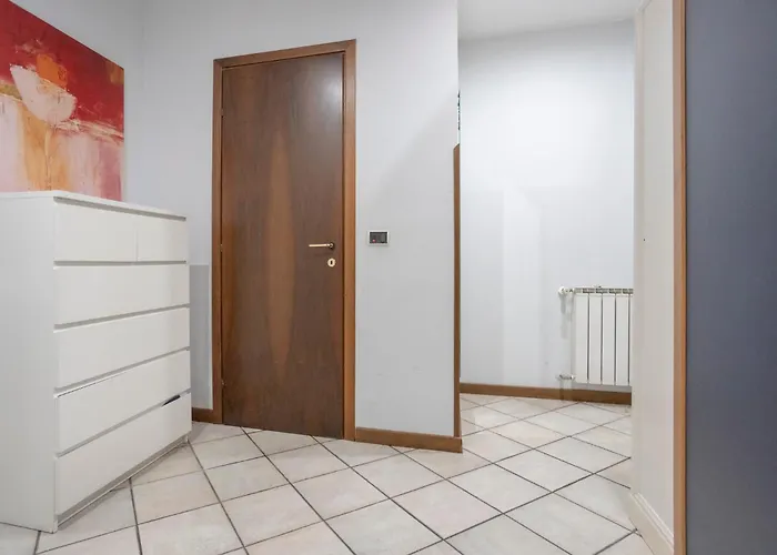 Homehouse Giulio Cesare-San Pietro