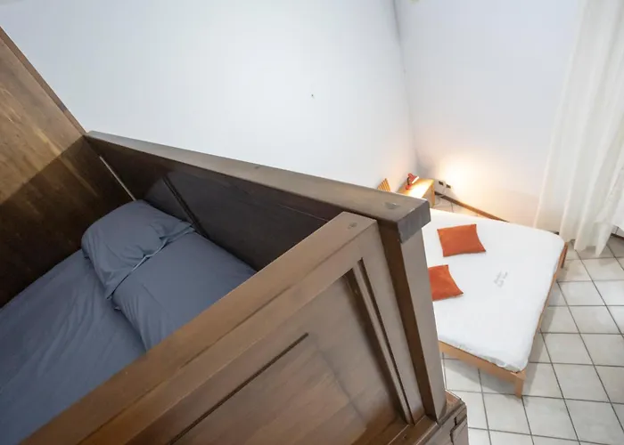 Homehouse Giulio Cesare-San Pietro